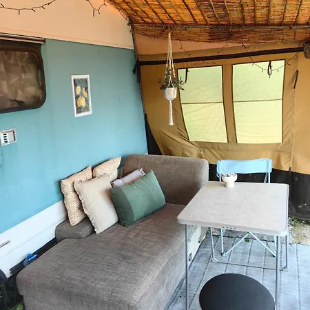 Limette Caravan Kemping *