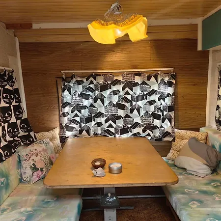 Kemping Limette Caravan Csernomorec